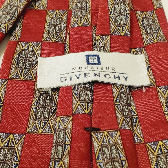 Givenchy Monsieur Necktie Red Geometric Pattern Silk Neck Tie 58x4" - Picture 3 of 5
